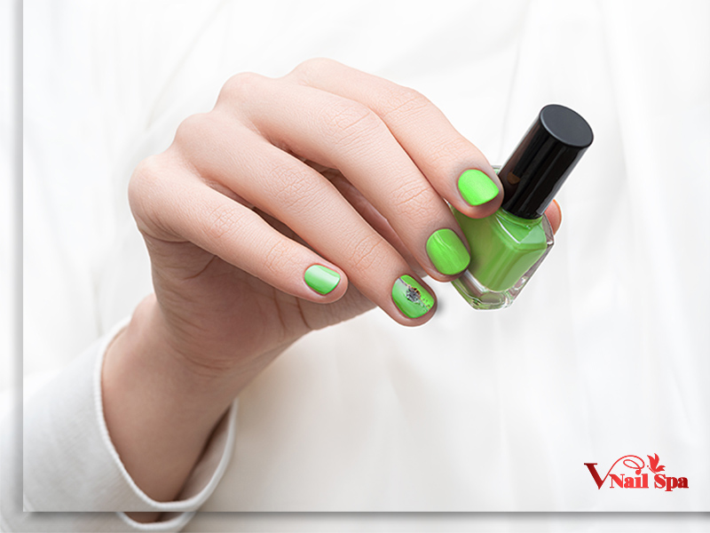V Nail Spa
